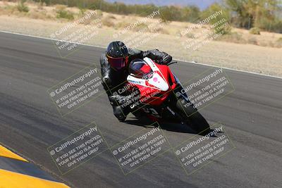 media/Oct-08-2022-SoCal Trackdays (Sat) [[1fc3beec89]]/Turn 7 Inside (145pm)/